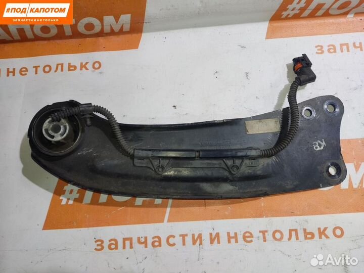 Рычаг задний продольный правый Volkswagen Tiguan