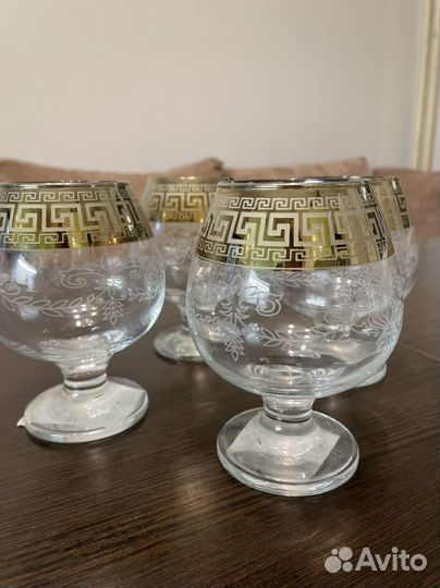 Коньячные бокалы