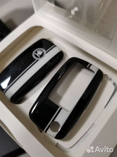 Чехол ключа чёрно-белый skoda VAG