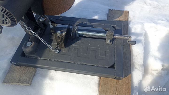 Пила отрезная по металлу