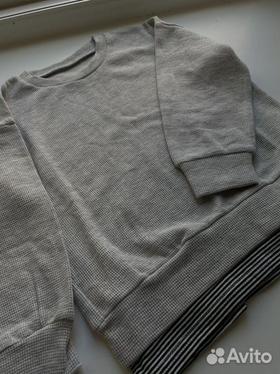 Спортивный костюм