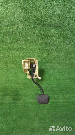 Педаль тормоза Bmw 5-Серия E60/E61 2003-2009 67692