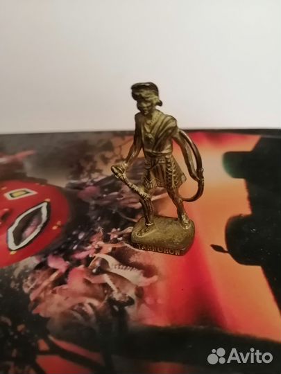 Киндеры 90 х