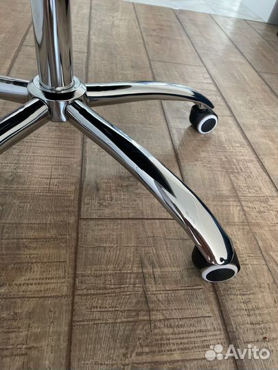 Компьютерное - офисное кресло