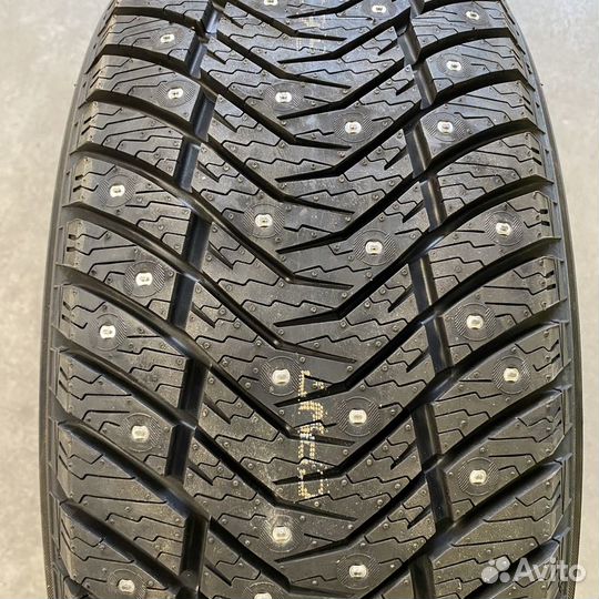 Yokohama IceGuard Stud IG65 295/40 R21 111T