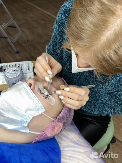 Обучение наращиванию ресниц с трудоустройством