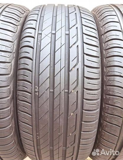 Bridgestone Turanza T001 215/55 R17 94V