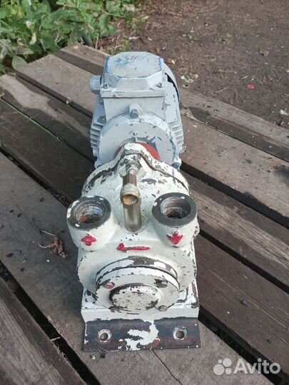 Насос вакуумный водокольцевой