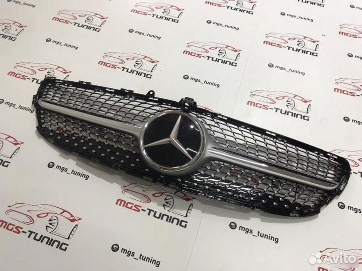Решетка CLS W218 Diamond Silver Дистроник П/К