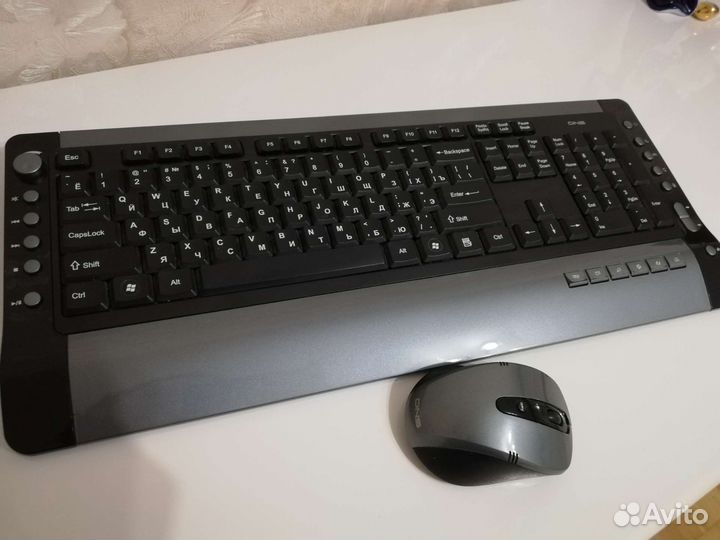 Беспроводная клавиатура + мышь