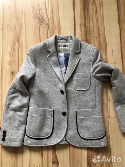Пиджак на мальчика 140