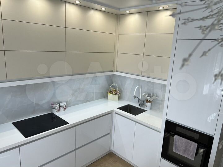 2-к. квартира, 77,7 м², 6/7 эт.