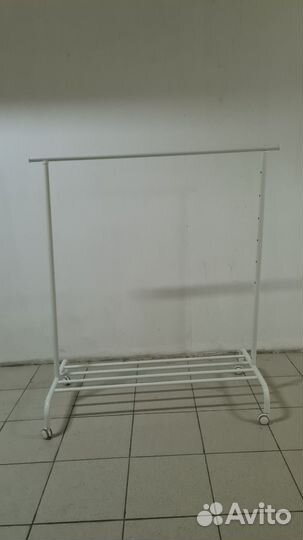 Напольная вешалка икеа ригга белый