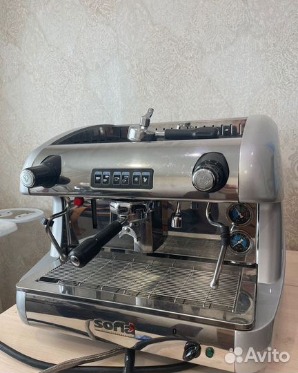 Кофемашина и кофемолка