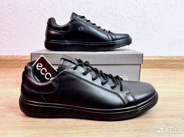 Кроссовки Ecco легкие