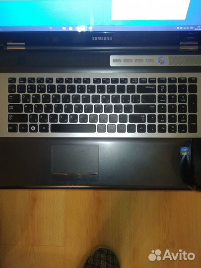 Продаю ноутбук Samsung RF711