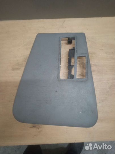 Накладка АКПП bmw 7 e32 бмв е32