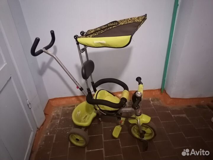Детский велосипед с ручкой бу