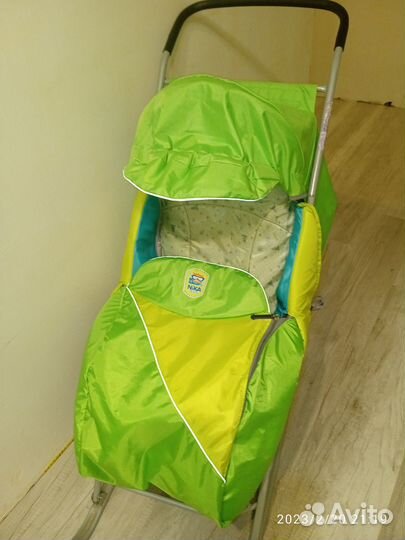 Детские санки с колёсиками 