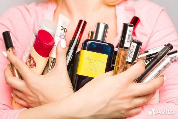 Подработка на складе косметики 87.500 р