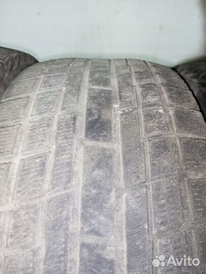 Yokohama Ice Guard IG30 215/55 R16