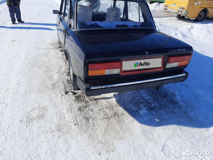 ВАЗ 2107 1.5 МТ, 2010, битый, 55 000 км