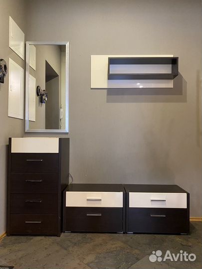 Комоды и тумбы