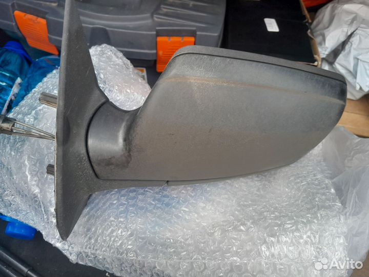 Зеркала на гранту