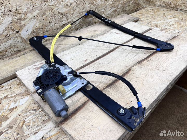 Стеклоподъемник BMW X5 E53 передний правый