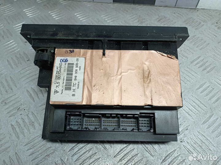 Переключатель отопителя Porsche Cayenne 955 957 7L