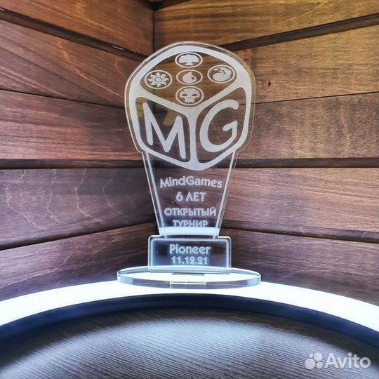 Кубки статуэтки