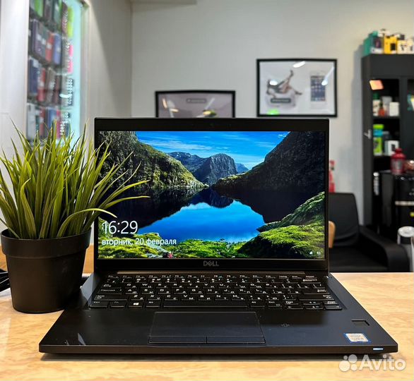 Dell latitude 7390 - 8/256Gb, Black, Core i5