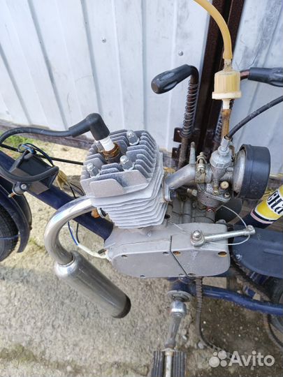 Велосипед с бензиновым мотором
