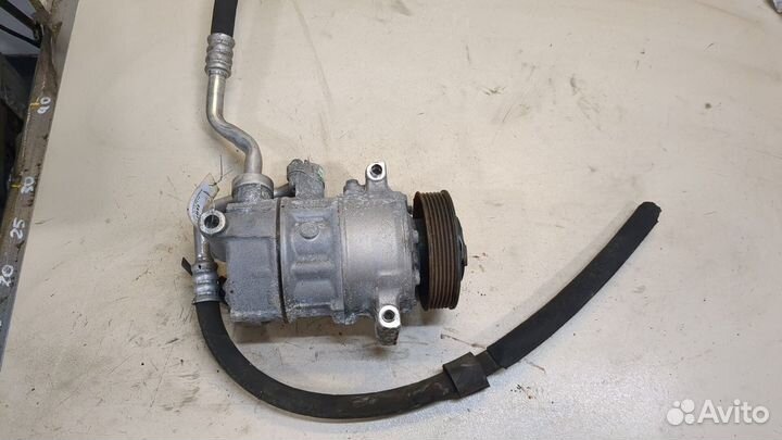 Компрессор кондиционера Audi Q3