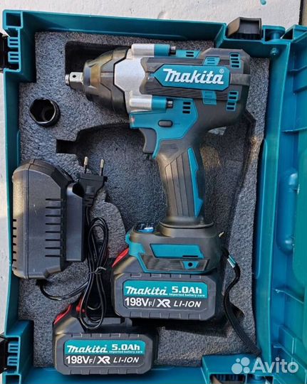 Аккумуляторный гайковерт Makita 800 н.м. (Арт.8616