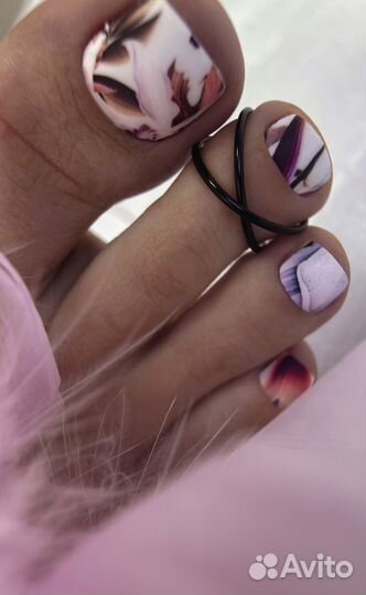 Мастер маникюра и педикюра