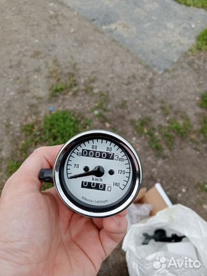 Тахометр и спидометр