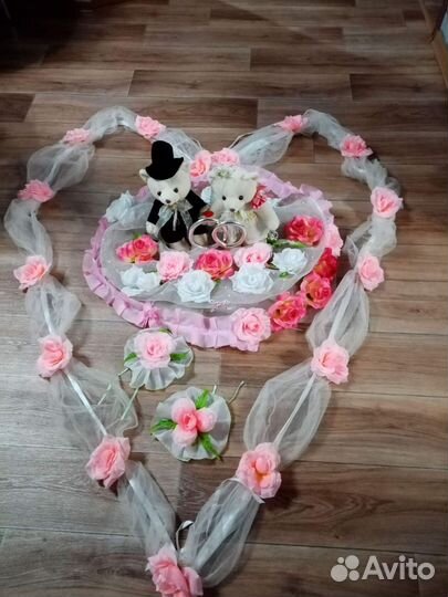 Свадебные украшения на машину