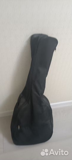 Акустическая гитара