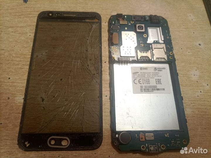 Samsung Galaxy J3 (2016) SM-J320H/DS, 2/16 гб