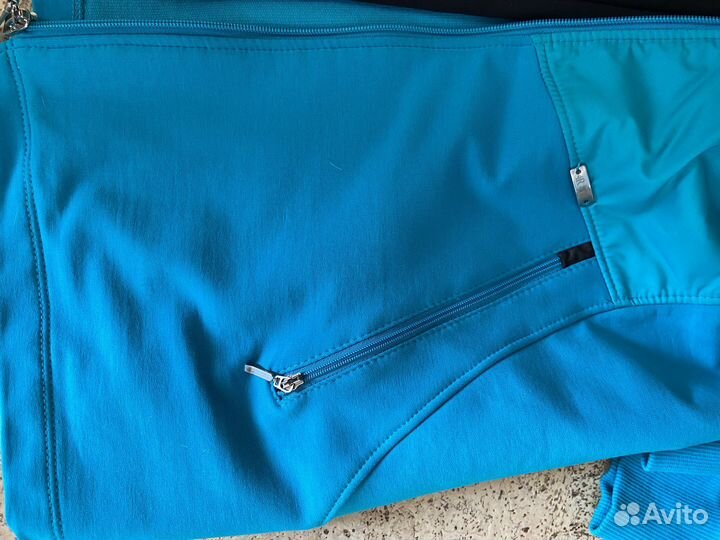 Спортивный костюм женский