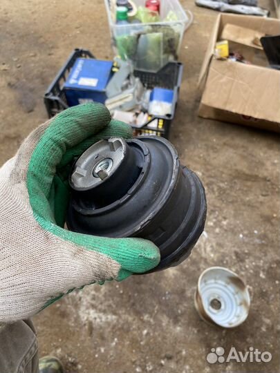 Опора двигателя mercedes 3122001 lemferder