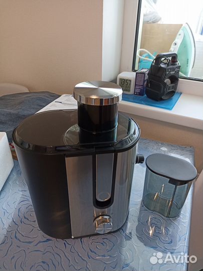 Соковыжималка BBK JC060-H02, центробежная, черный