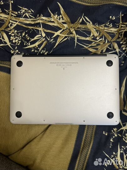 Apple MacBook Air 11 2010