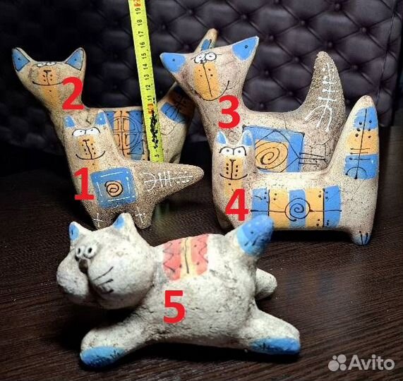 Статуэтка кошка