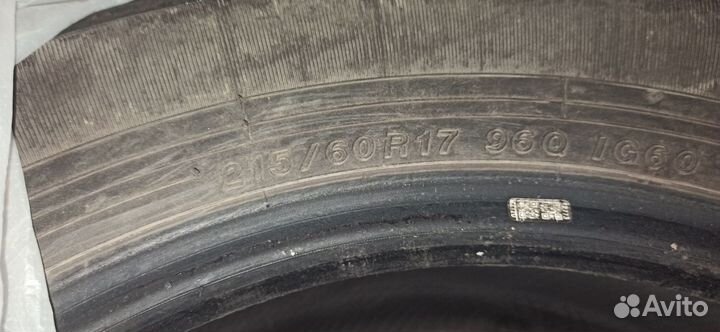 Yokohama Ice Guard IG60 215/60 R17