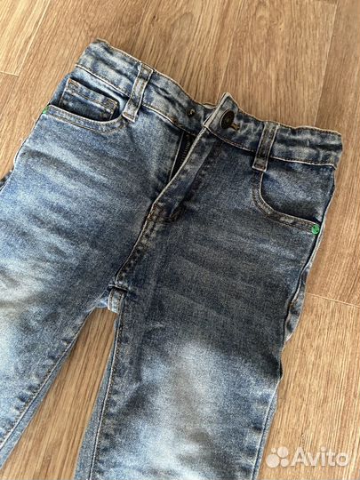 Джинсы