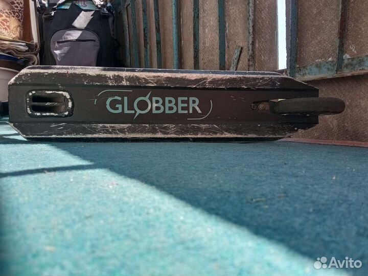 Трюковой самокат glober