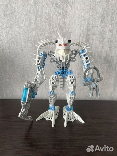 Lego Bionicle Piraka set