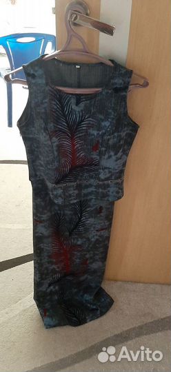 Костюм тройка женский 44размер